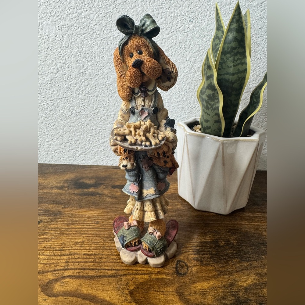 Boyd’s Bears & Friends Betty Biscuit Numbered Figurine 1995 Folkstone Collection